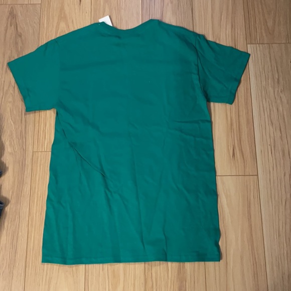 NWT Emerald Green Santa Mickey tee - Picture 2 of 2